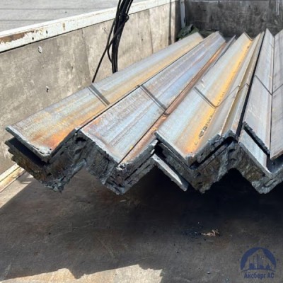 Уголок стальной равнополочный 125х125х12 мм С335 ГОСТ 8509-93 купить в Алматы