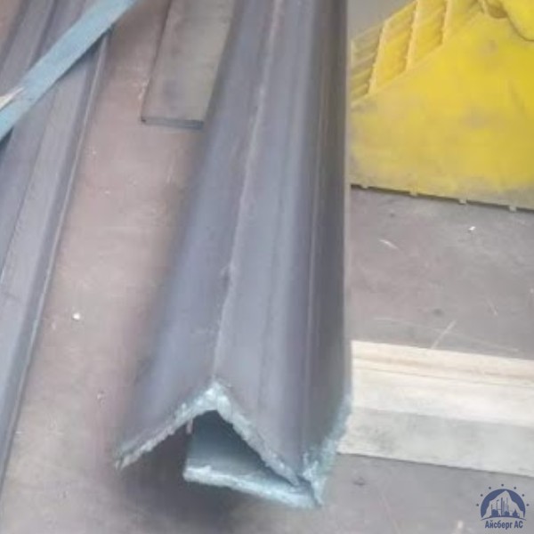 Уголок стальной равнополочный 200х200х25 мм 09Г2С ГОСТ 8509-93