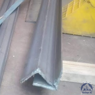 Уголок стальной равнополочный 200х200х25 мм 09Г2С ГОСТ 8509-93 купить в Алматы